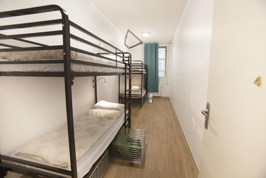 Le Flaneur Guesthouse Lyon Room photo