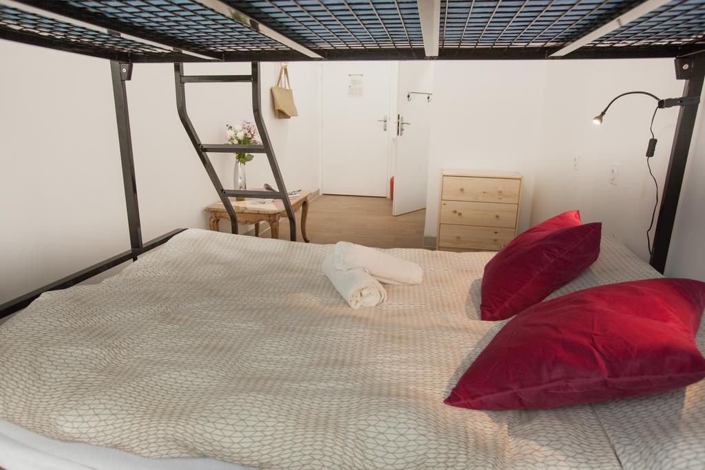 Le Flaneur Guesthouse Lyon Exterior photo